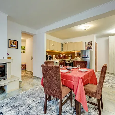 Daire Bright And Spacious 2-bdr With Balcony By Flat Mаnager *