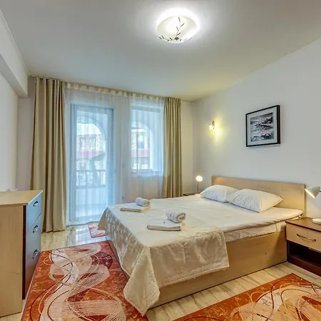 Bright And Spacious 2-bdr With Balcony By Flat Mаnager