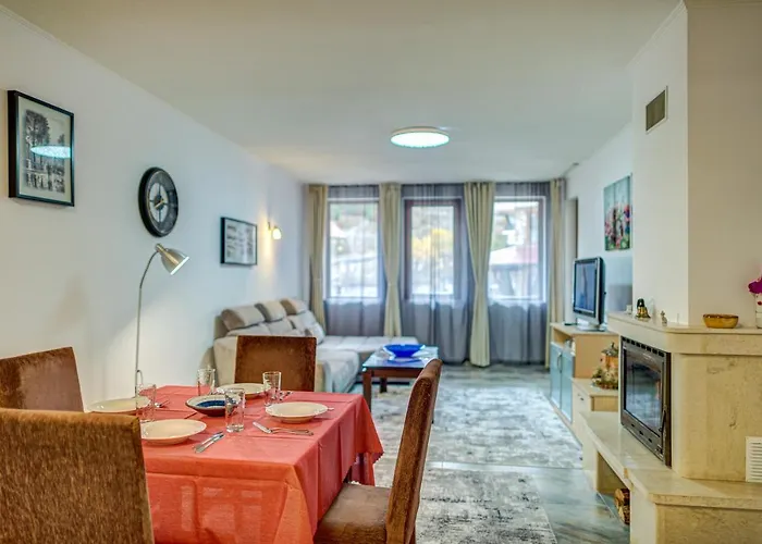 Bright And Spacious 2-bdr With Balcony By Flat Mаnager Daire