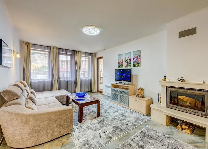 Daire Bright And Spacious 2-bdr With Balcony By Flat Mаnager *