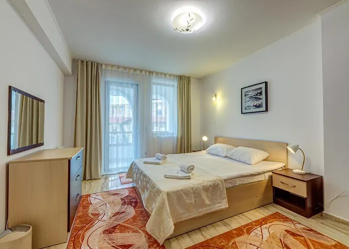 Bright And Spacious 2-bdr With Balcony By Flat Mаnager